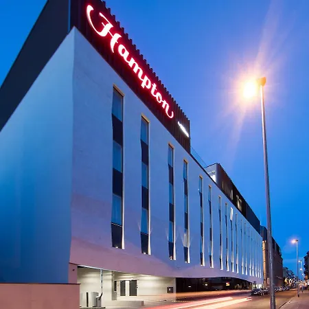 Hotel Hampton By Hilton Kaliszki