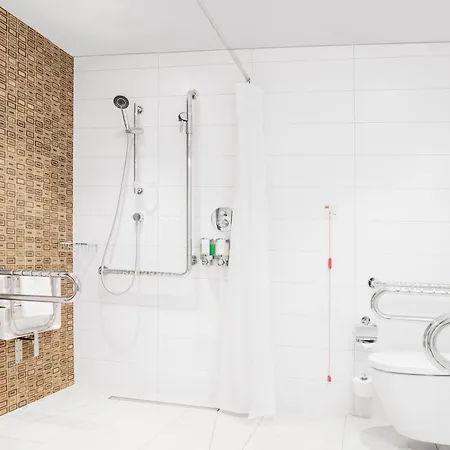 Hampton By Hilton 3*