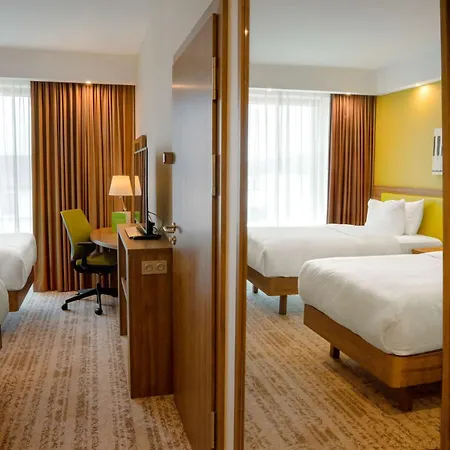 Hotel Hampton By Hilton Kaliszki