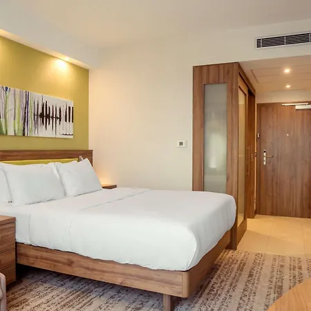Hampton By Hilton Kaliszki