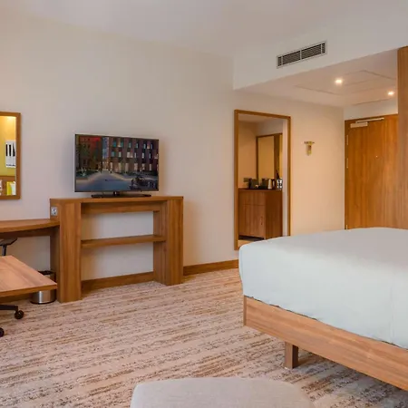 Hampton By Hilton 3*