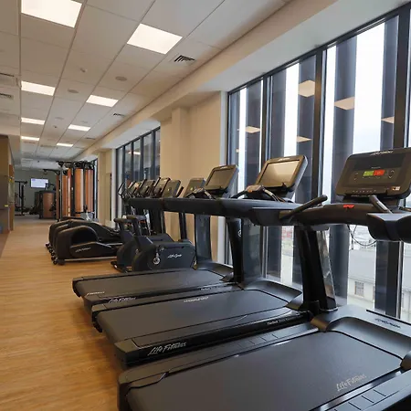 Hampton By Hilton Готель 3*