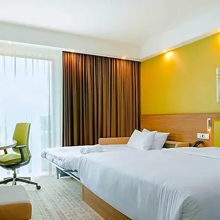 Hampton By Hilton Hotel 3*