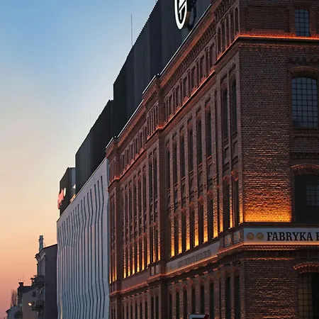 Hampton By Hilton Готель 3*