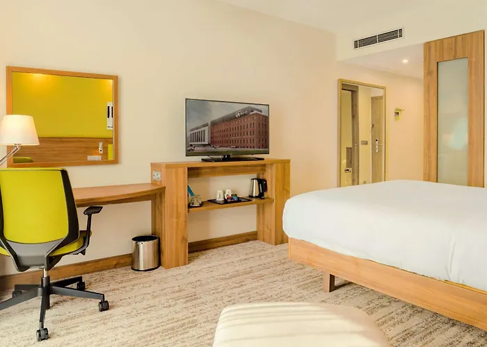 Hampton By Hilton Hotel 3*