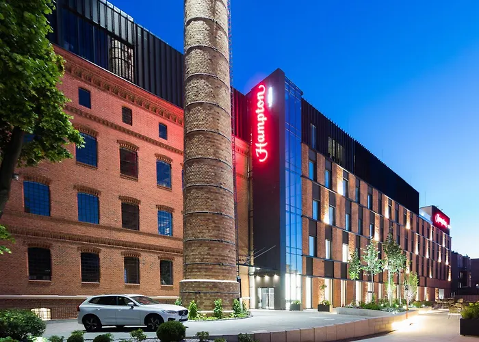 Hampton By Hilton 3*