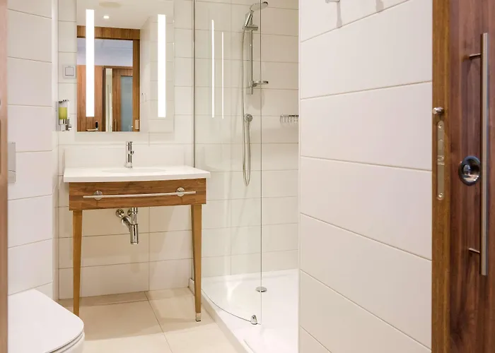 Hampton By Hilton Hotel 3*